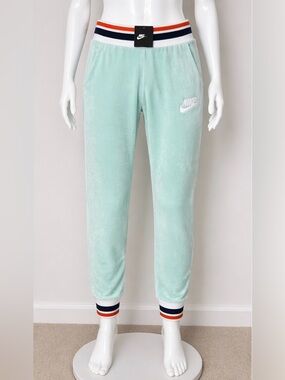 Nike Sweatpants